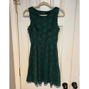 As U Wish A Line Dress Emerald Green Lace Sleeveless Above Knee Size Small